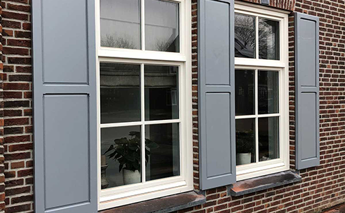Houten luiken klassieke zonwering